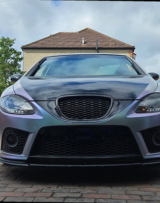 SEAT Leon Cupra R